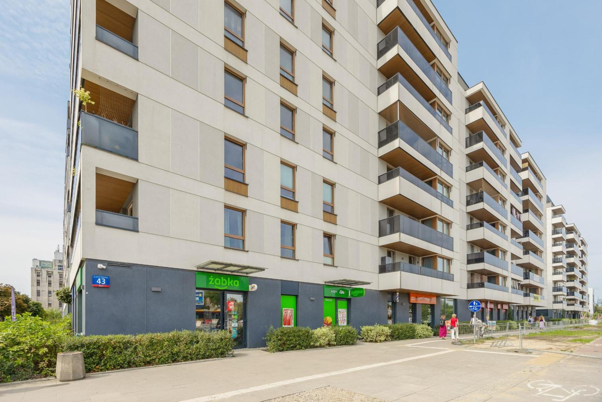 Parking & Biurko 2 Sypialnie By Renters Lägenhet